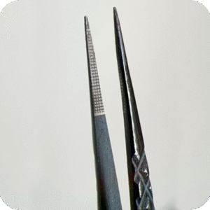 Pinza profesional recta aislar (negro) N#3